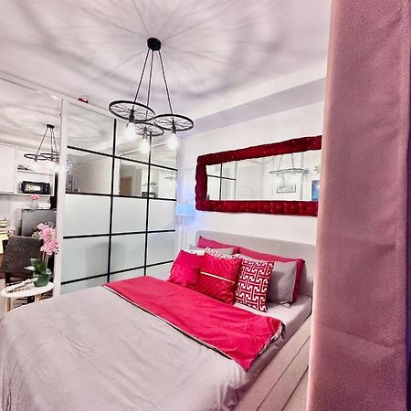 Aesthetic One Bedroom Beside Sm W Pool, Wifi And Netflix Cagayan de Oro Zewnętrze zdjęcie