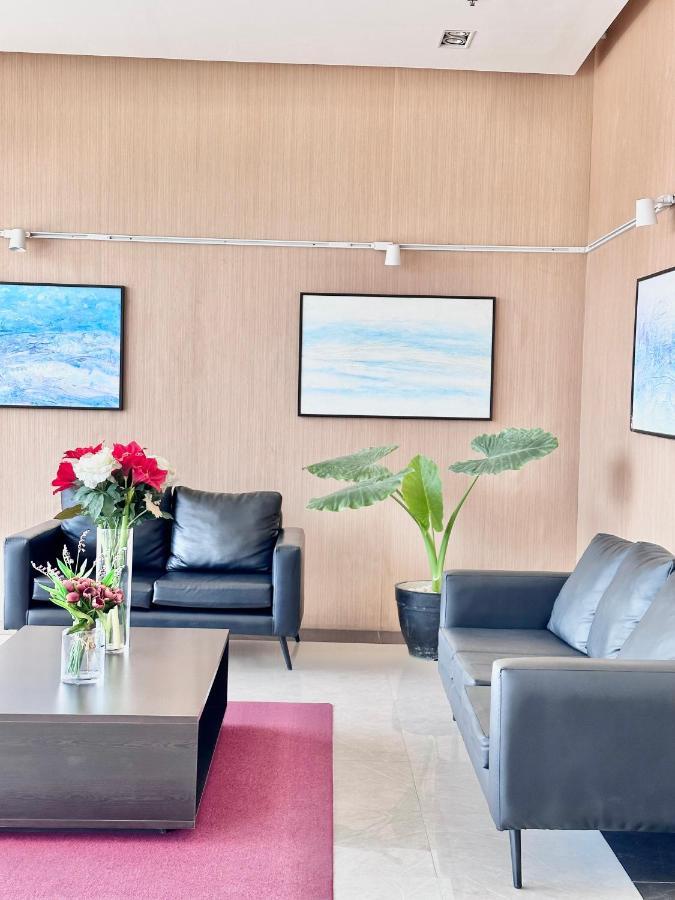 Aesthetic One Bedroom Beside Sm W Pool, Wifi And Netflix Cagayan de Oro Zewnętrze zdjęcie