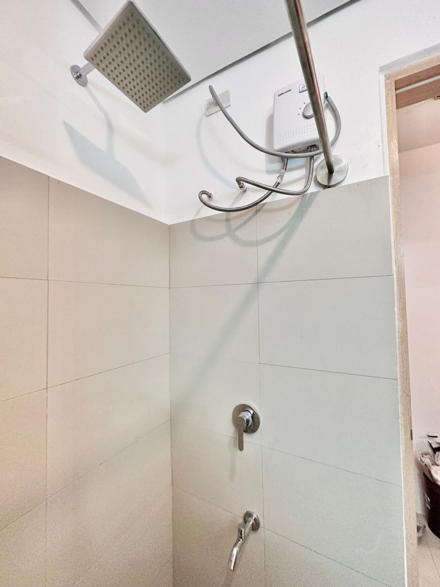 Aesthetic One Bedroom Beside Sm W Pool, Wifi And Netflix Cagayan de Oro Zewnętrze zdjęcie