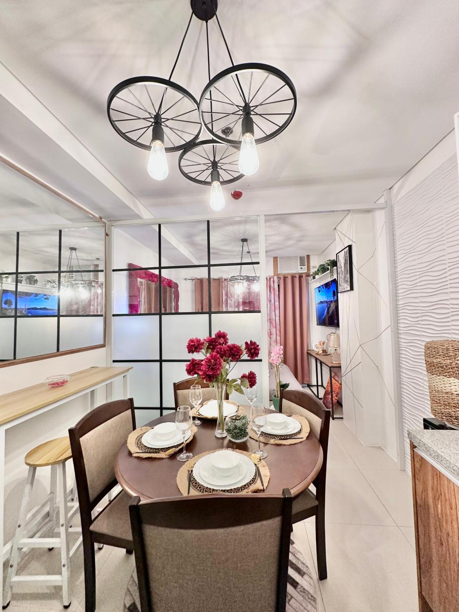 Aesthetic One Bedroom Beside Sm W Pool, Wifi And Netflix Cagayan de Oro Zewnętrze zdjęcie