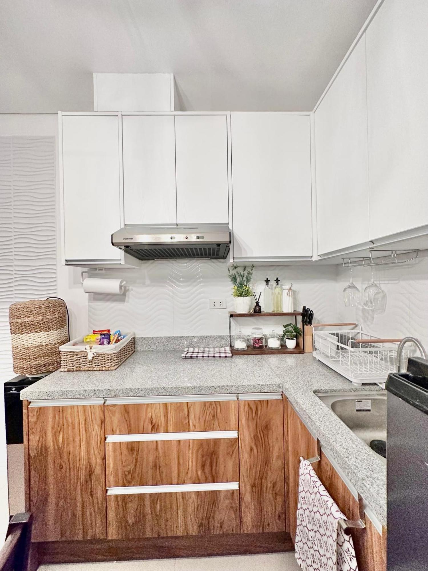 Aesthetic One Bedroom Beside Sm W Pool, Wifi And Netflix Cagayan de Oro Zewnętrze zdjęcie
