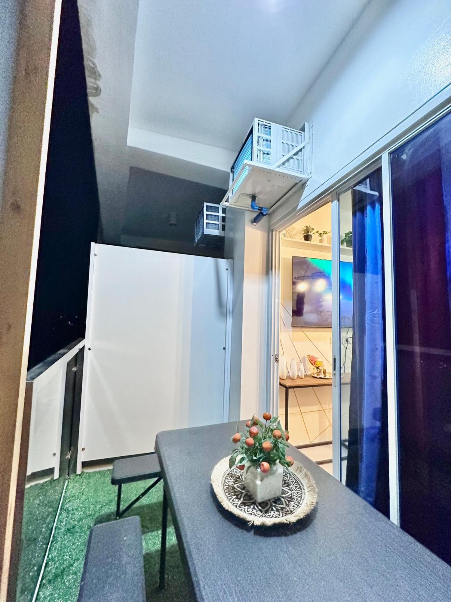 Aesthetic One Bedroom Beside Sm W Pool, Wifi And Netflix Cagayan de Oro Zewnętrze zdjęcie