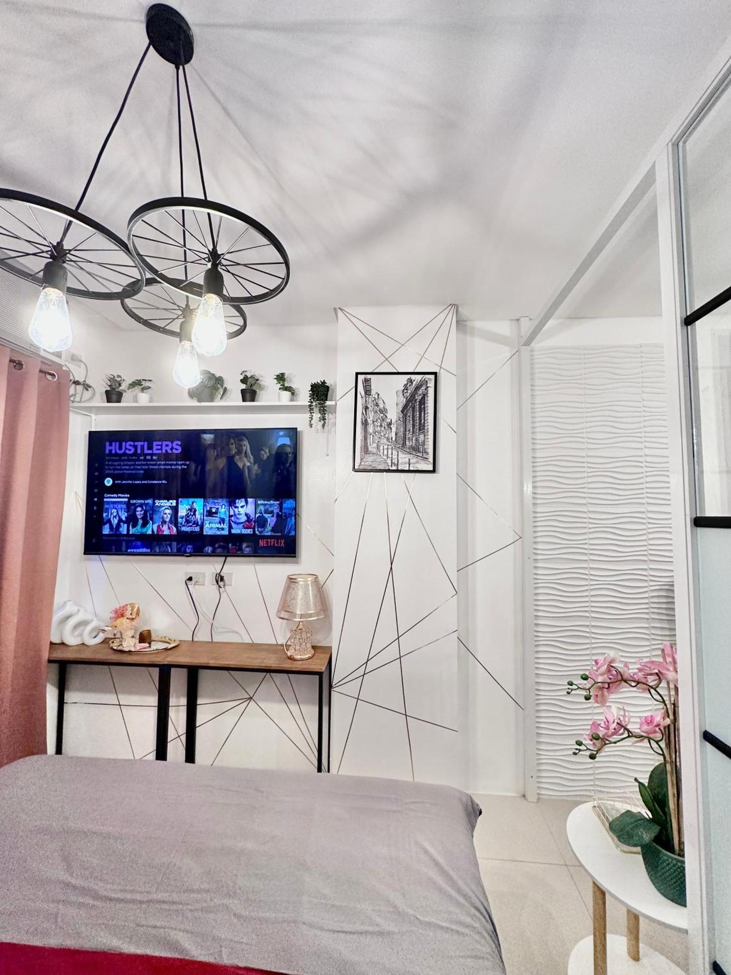 Aesthetic One Bedroom Beside Sm W Pool, Wifi And Netflix Cagayan de Oro Zewnętrze zdjęcie