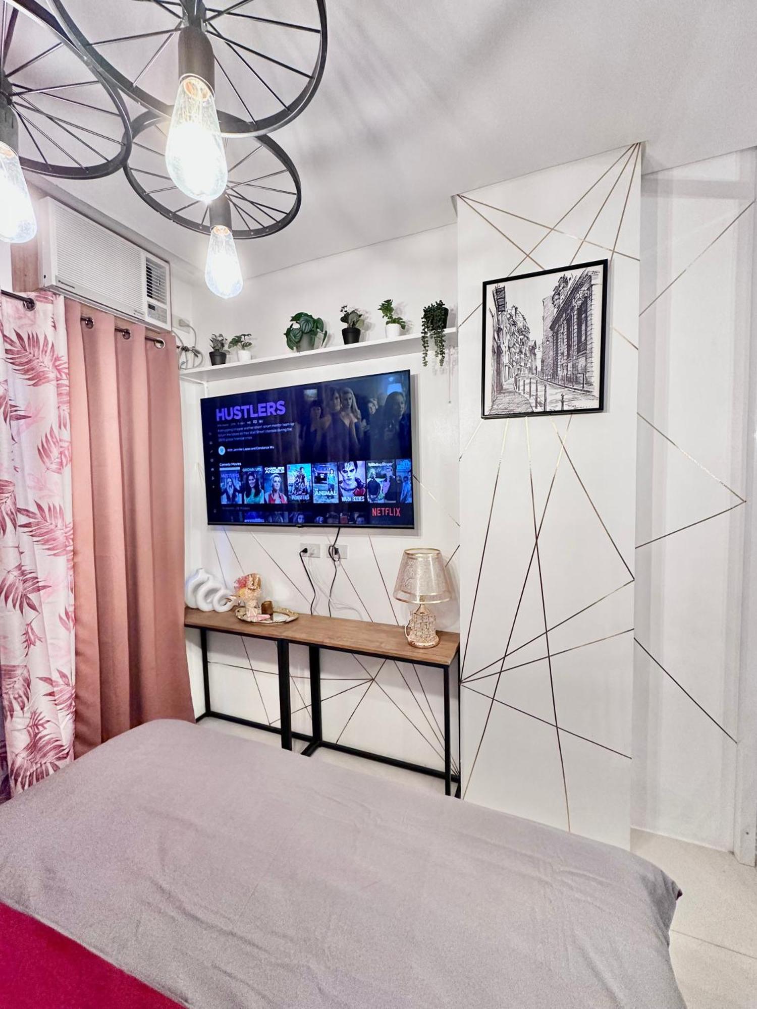 Aesthetic One Bedroom Beside Sm W Pool, Wifi And Netflix Cagayan de Oro Zewnętrze zdjęcie
