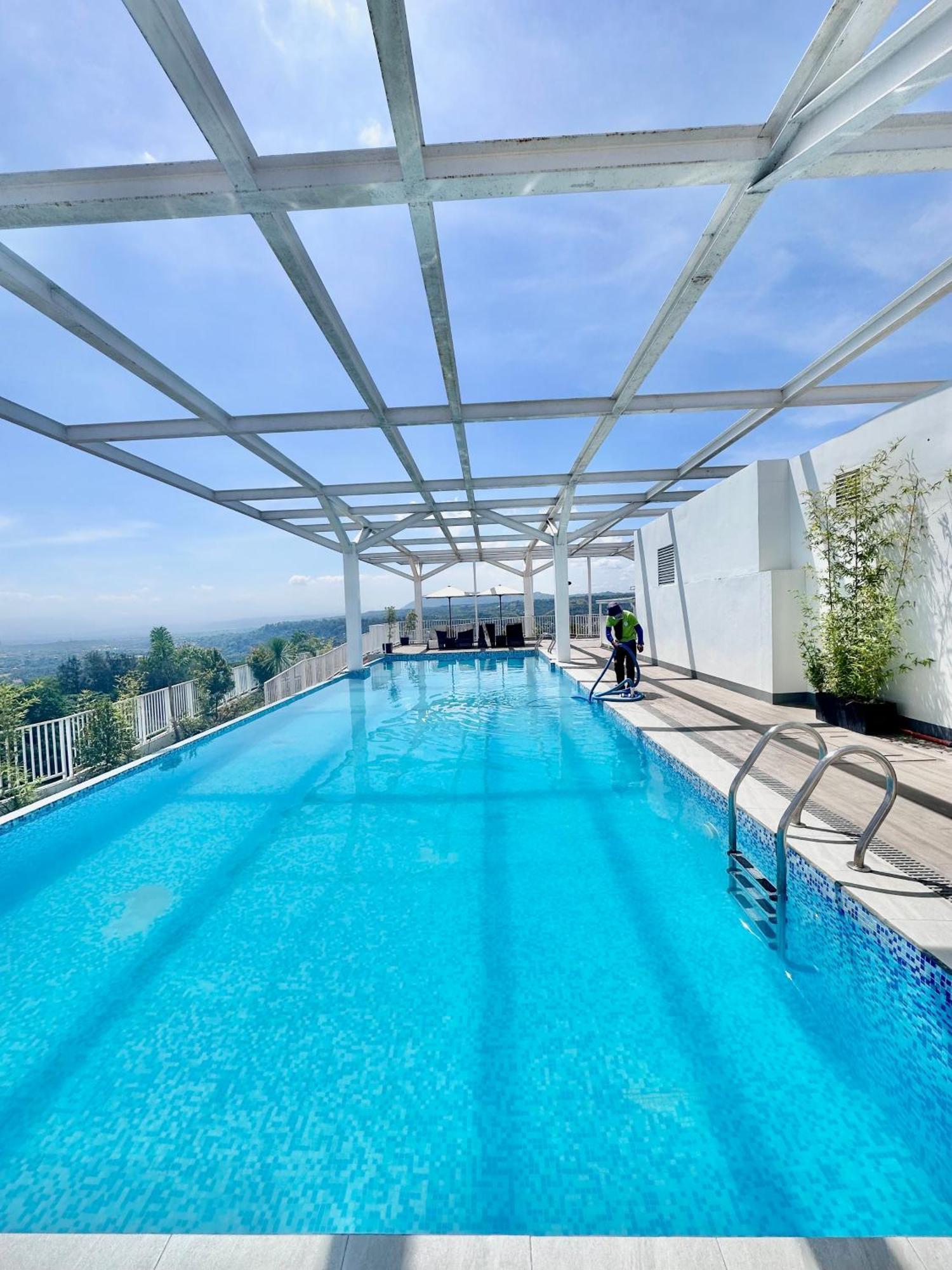 Aesthetic One Bedroom Beside Sm W Pool, Wifi And Netflix Cagayan de Oro Zewnętrze zdjęcie